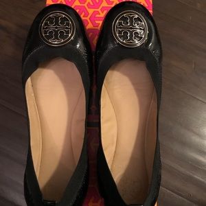 (Sold) Tory Burch flats